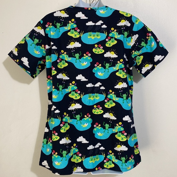 Tasha & Me Scrub Top - Picture 2 of 11